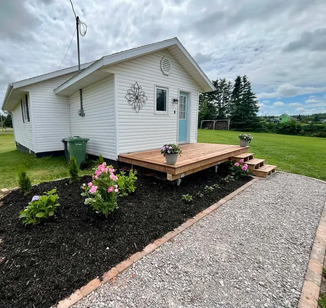 Country Home on Buffalo Road - Image 1