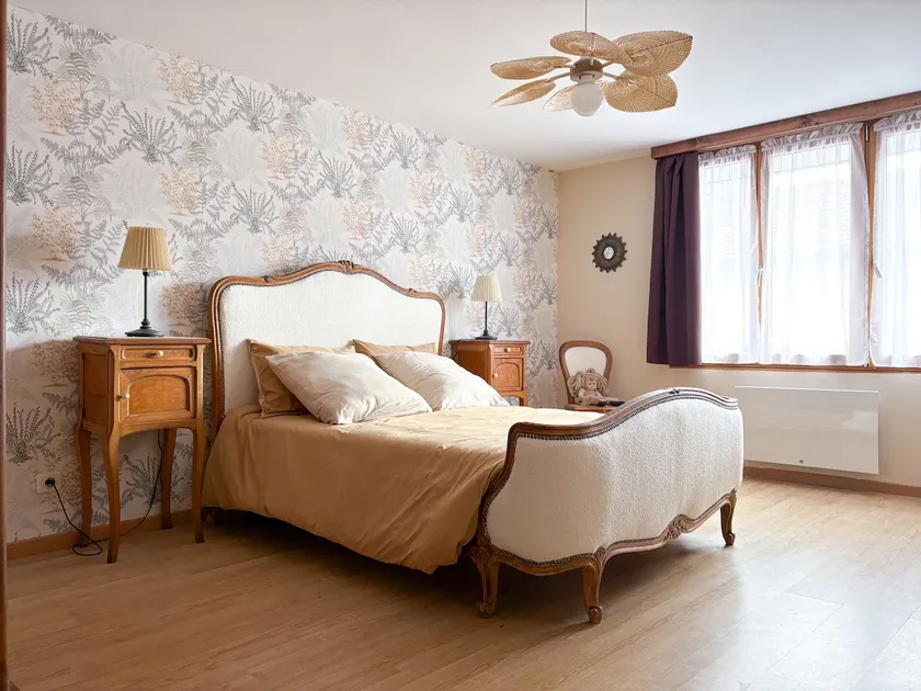 Cozy apartment in the heart of a village - Image 1