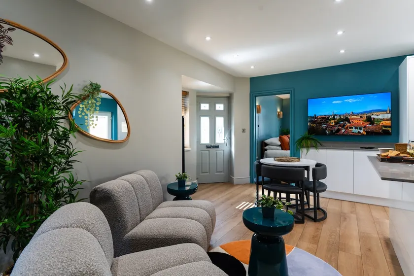 Woodstock - 3 Bed Luxury Bungalow with Full SKY TV - Image 1