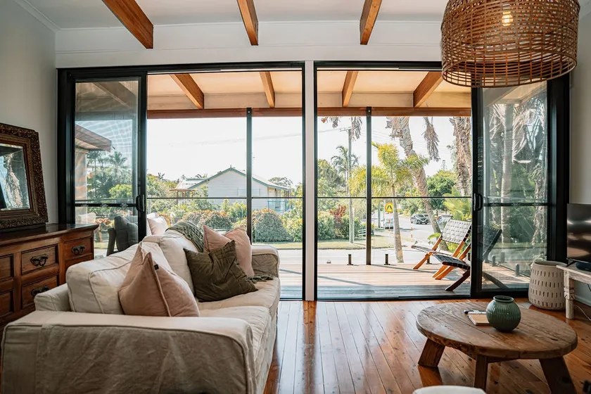 Corban Villa Moffat Beach No 1 - Image 1