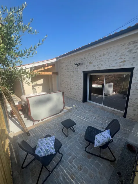 La Petite Forge, air conditioning, Jacuzzi & Médoc vineyards - Image 1
