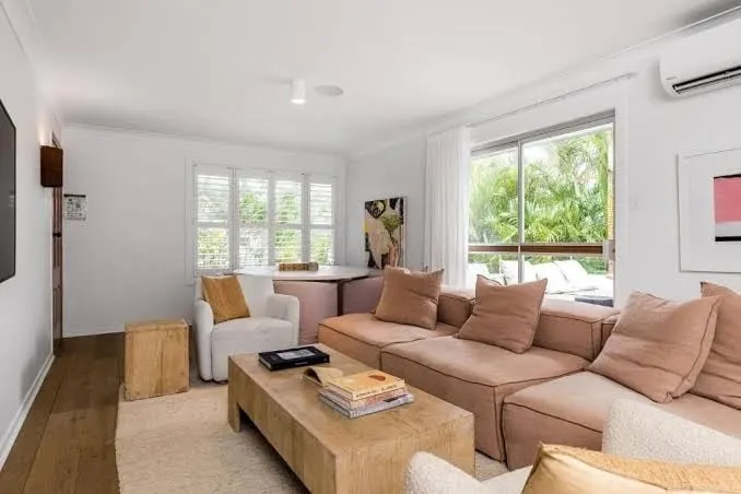 Sanctuary Spaces - Sunset Bungalow 5 - Image 1