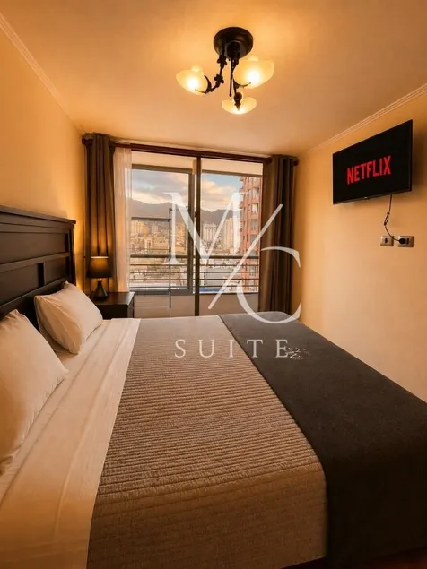 Downtown | Sleeps 3 | City View | 9th Floor | Mall - Image 1
