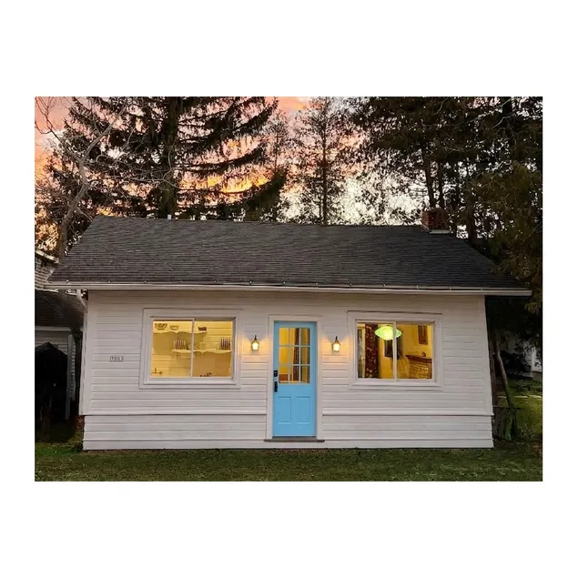 The Blue Cottage - Image 1