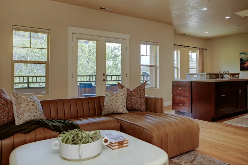Garden Center Way Retreat | 2BR Near Downtown - Image 1