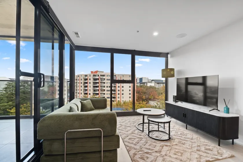 Premium 2BR Braddon, Marriott Amenities - Image 1