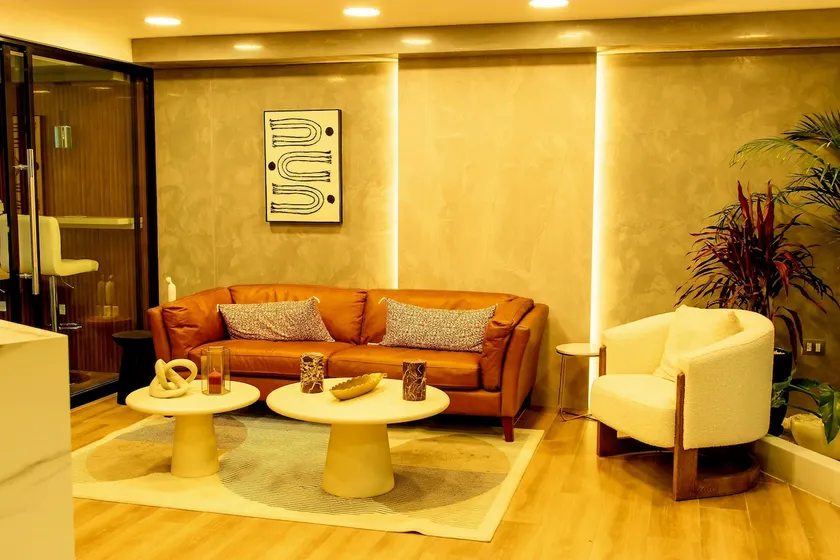 Relaxation for 3 at Luxury Towers with L1 Max and DTV - Image 1