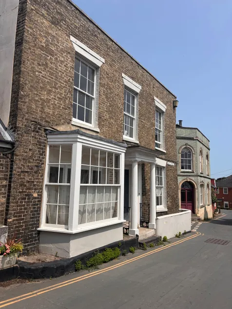 Wivenhoe House Hotel - Image 1