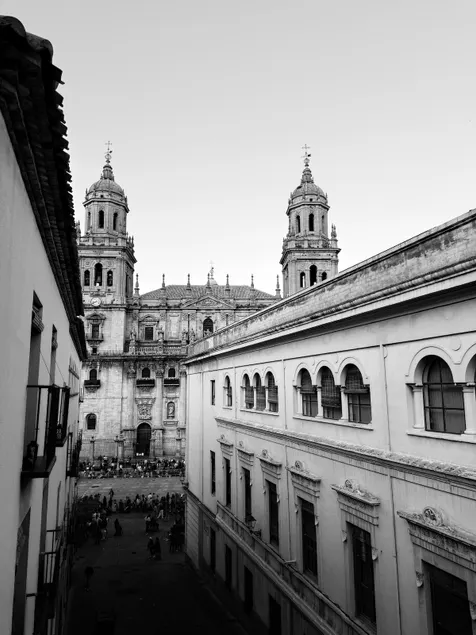 La Catedral Boutique Suites - Image 1