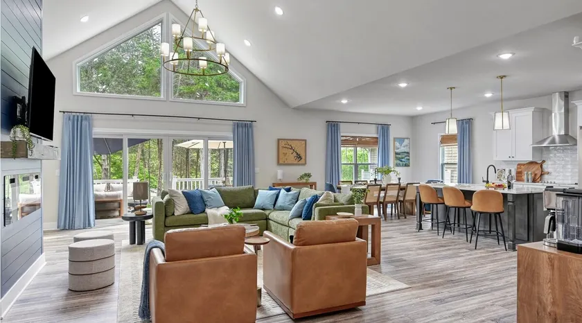 New Build w/Boathouse +HotTub +Firepit +Games Room - Image 1