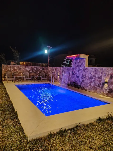 Pedregal house in the countryside, swimming pool, lagoon, and sun - Image 1