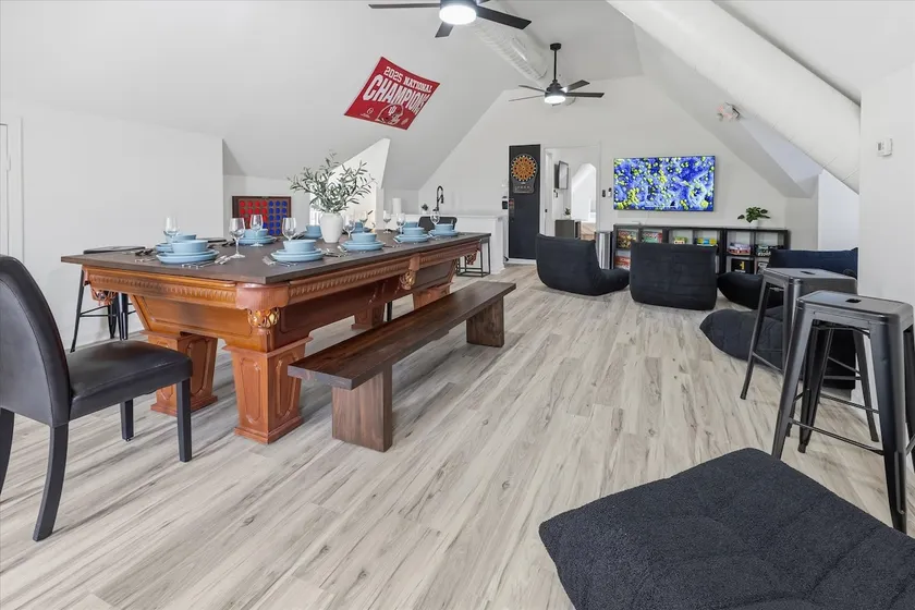 Brand New 8 BR Double Unit House near Downtown - Image 1