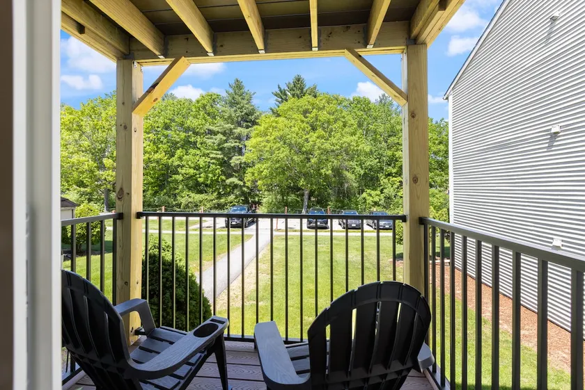 Neighborhood Nest | 10 minutes to Beach & Downtown - Image 1