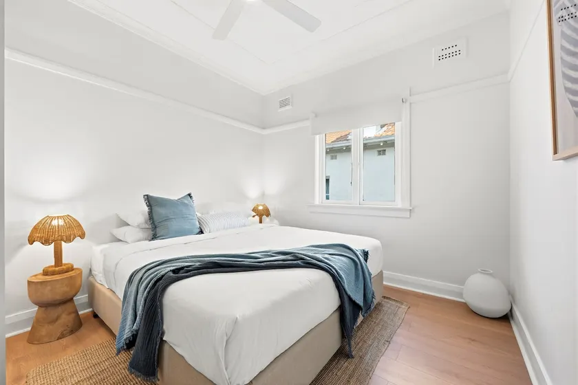The Warners Bondi - Image 1