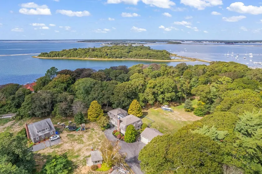 Monument Beach Cape Cod 4Bd Central AC Retreat - Image 1
