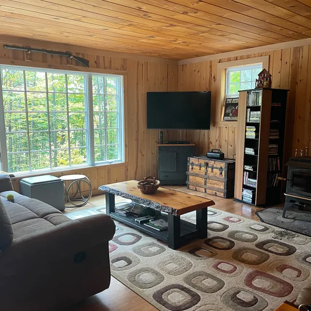 Bear’s Hide-a-Way - Image 1