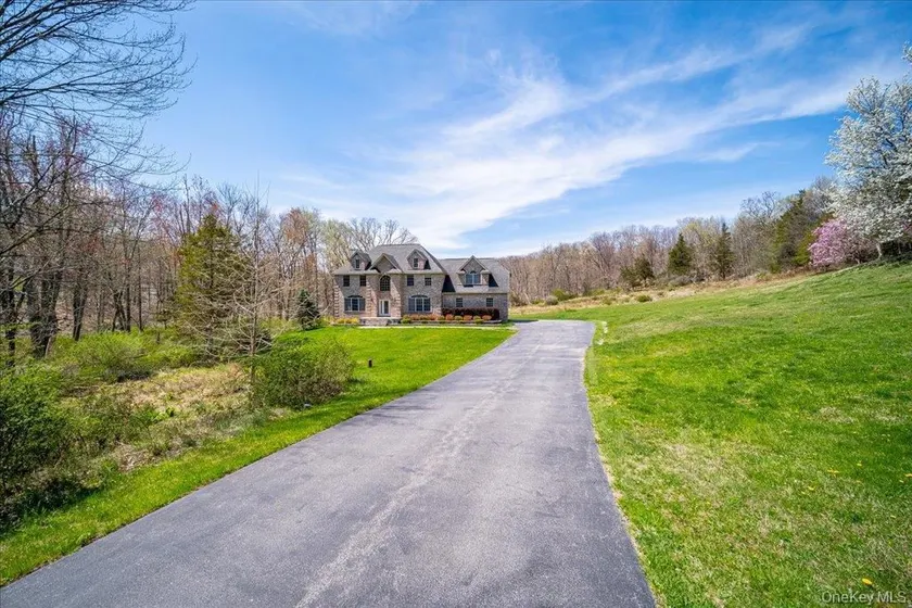 11BR Escape w/ Pool, Hot Tub, Sauna & Game Room - Image 1