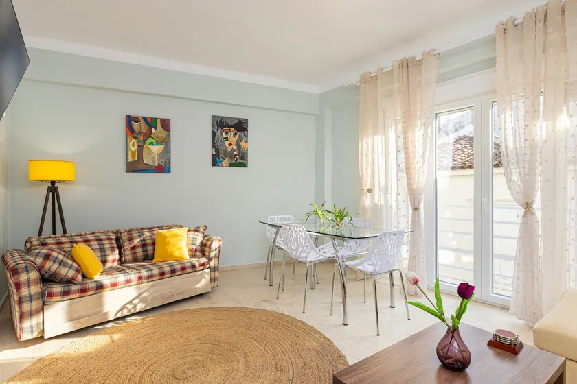 Yannis' and Peggy's House - Image 1