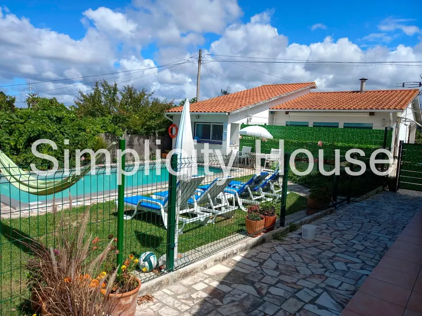 Simplicity House - Image 1