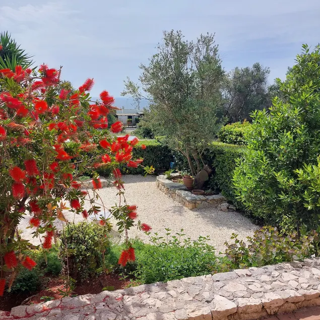 La Brezza, relax nel verde con vista mare - Image 1