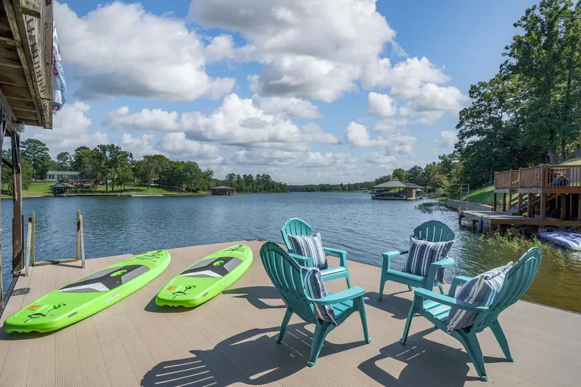 Crimson Hideaway- 2 Story Dock- Beautiful View! - Image 1