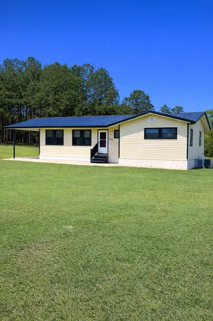 Four Acres Retreat – Brandon - Image 1