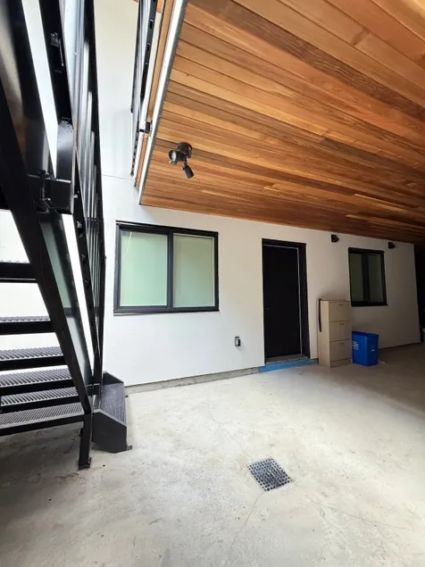 Scandinavian Suite in White Rock - Image 1