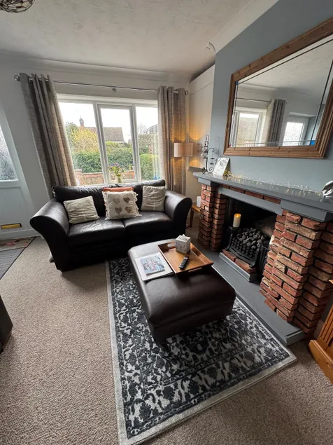 Lovely little cottage in Roos - Image 1