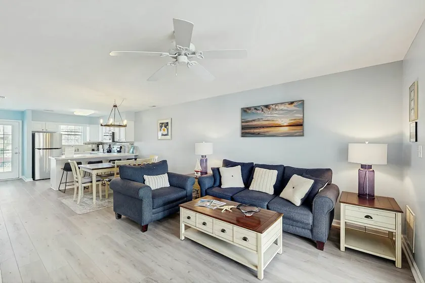 Bethany Meadows townhome pool tennis near beach - Image 1