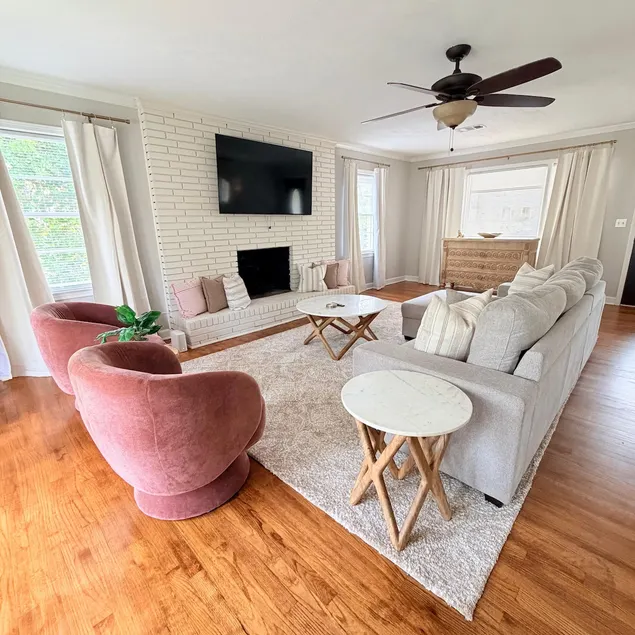 Spacious Home Near UGA - Image 1