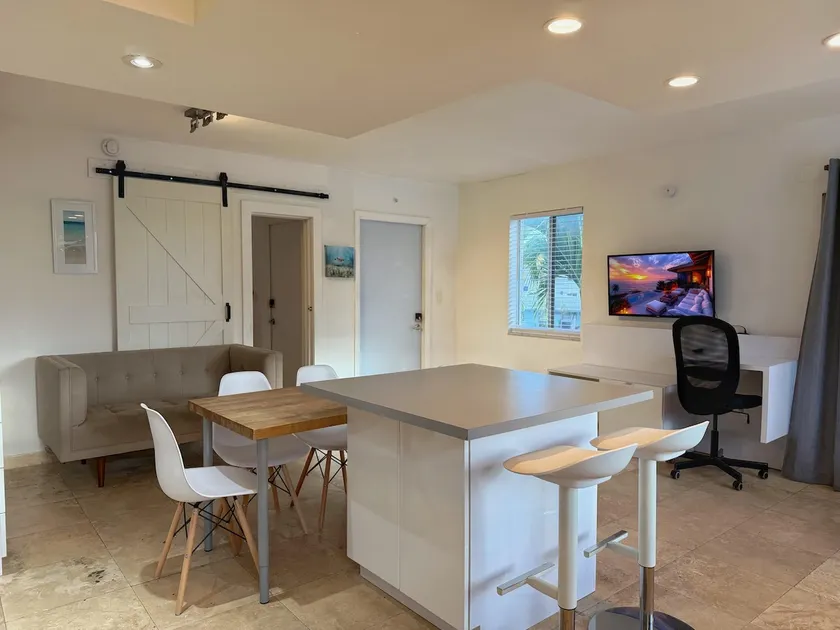 Bright 2BR Coastal Suite #22 - Image 1