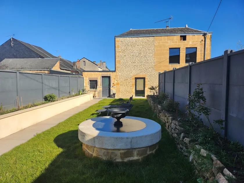 L'Atypique: Heated pool – Unique spaces - Image 1