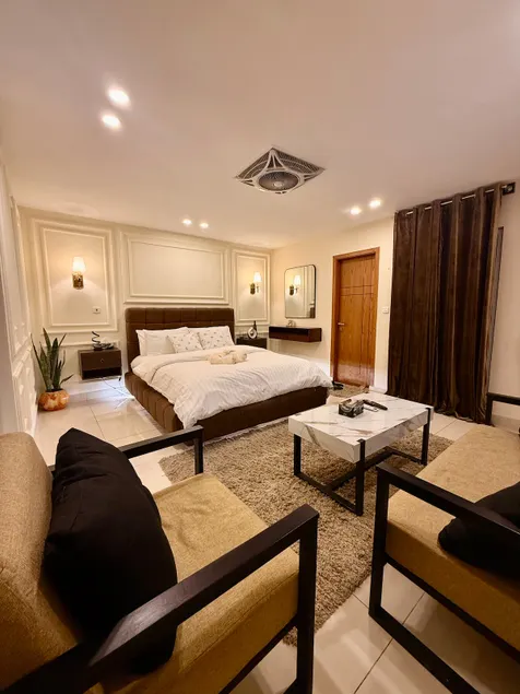 1BHK luxury, Cozy Apartment - Image 1
