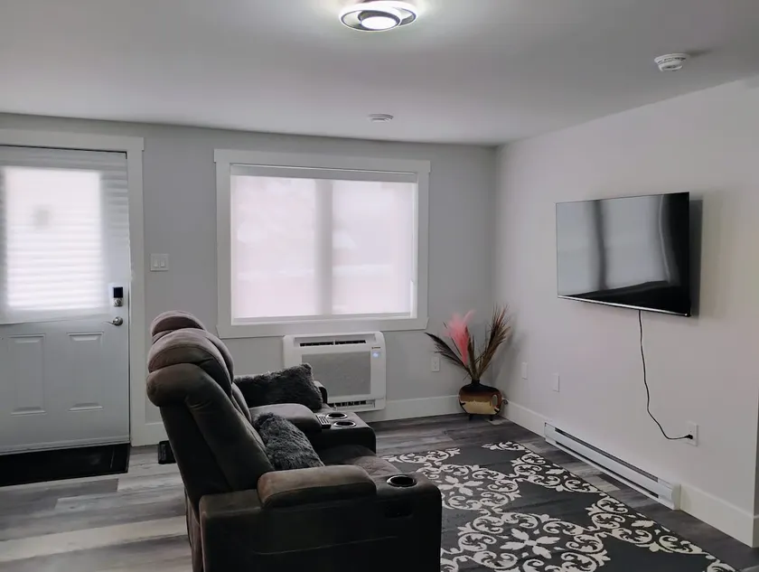 Apartment in Fredericton - Image 1