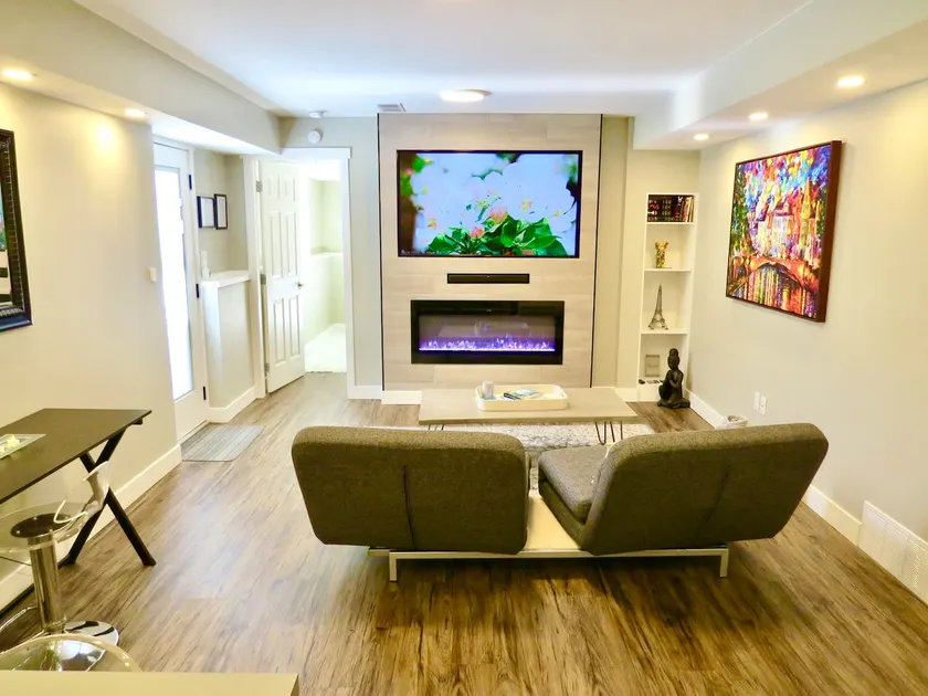 Okanagan Vine Retreat-1BR Suite-Max 2 Adults - Image 1