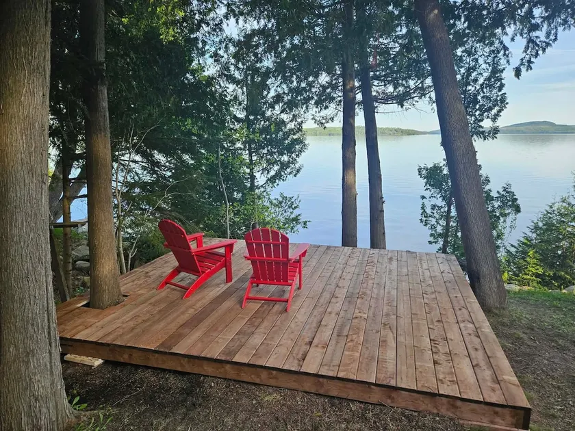 Lac Témiscamingue Cottage - Image 1