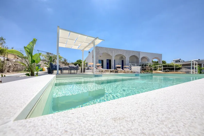 Villa Rusciu De Lu Mare Superior - Image 1