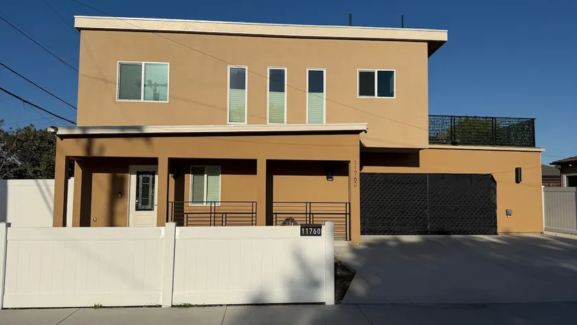 New Luxury Home 3BR/2BA Near SoFi, LAX & Beaches - Image 1