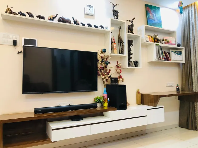 Sia Elegant Stay - Hinjewadi Phase 3 - Image 1