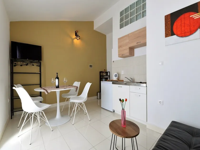 Apartment "Kiki" - Image 1