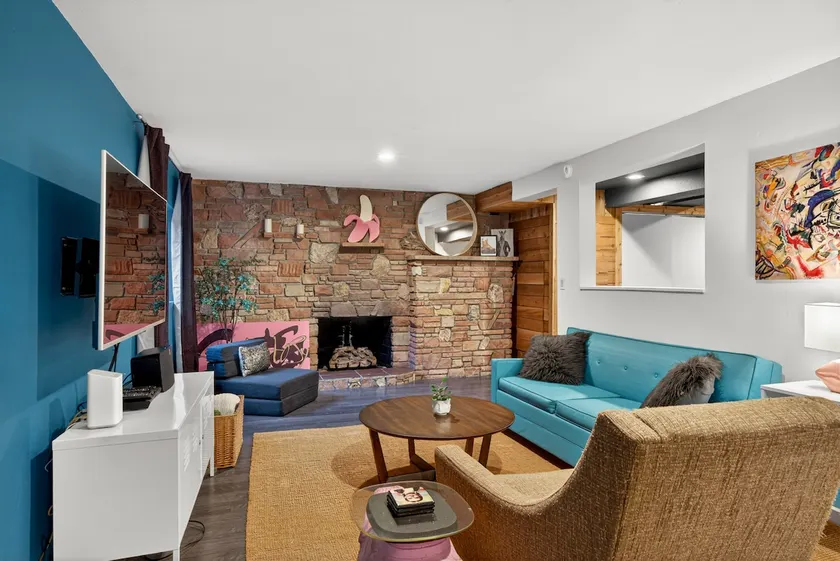 Deluxe West Seattle Apartment | Sleeps 6 | FIFA - Image 1