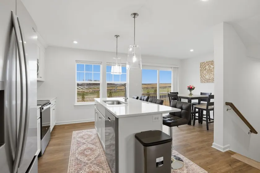 New 4br Townhome Near Harpers Ferry 4 Bedroom Townhouse - Image 1