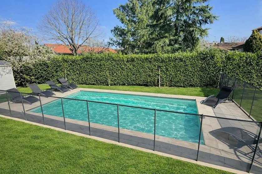 Les 3 Pitchounes – Wi-Fi – Swimming pool – Quiet - Image 1