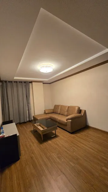 2BHK w/ Balcony & Mountain View - Image 1