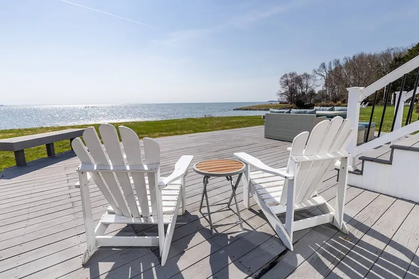 Chesapeake Bay Views w Deck, Parking, Beach Access - Image 1