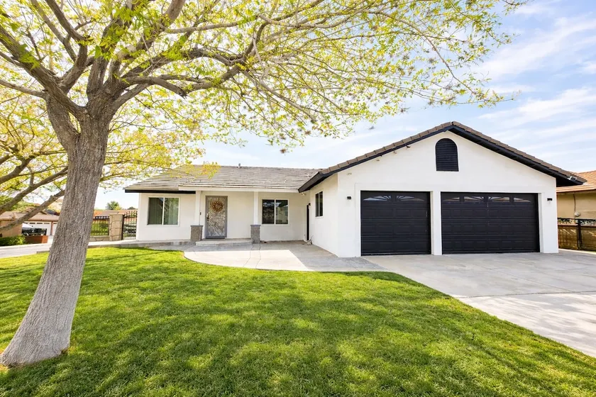 Spacious 4BR Rancho Vista Home | Near AV Mall - Image 1