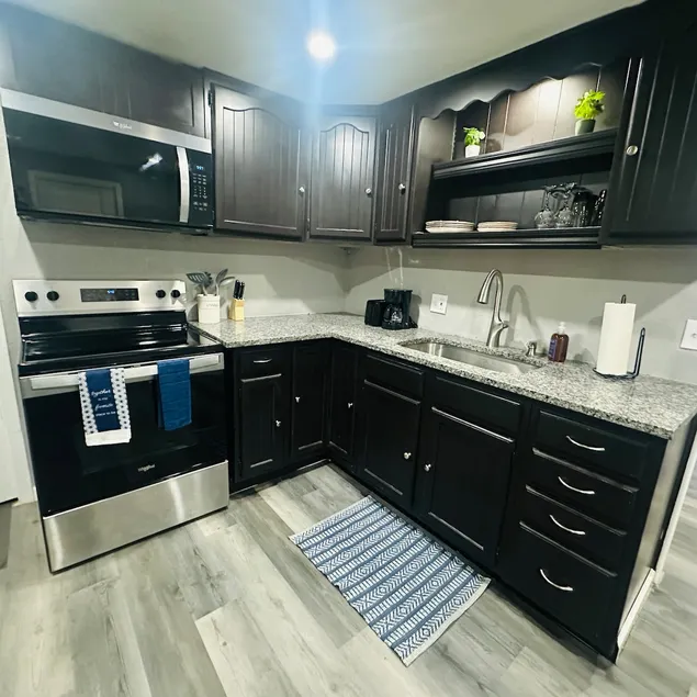 Bluebird Bungalow - Image 1