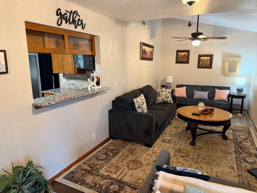 Remodeled 4 Bd/2Ba home in Cushing - Image 1