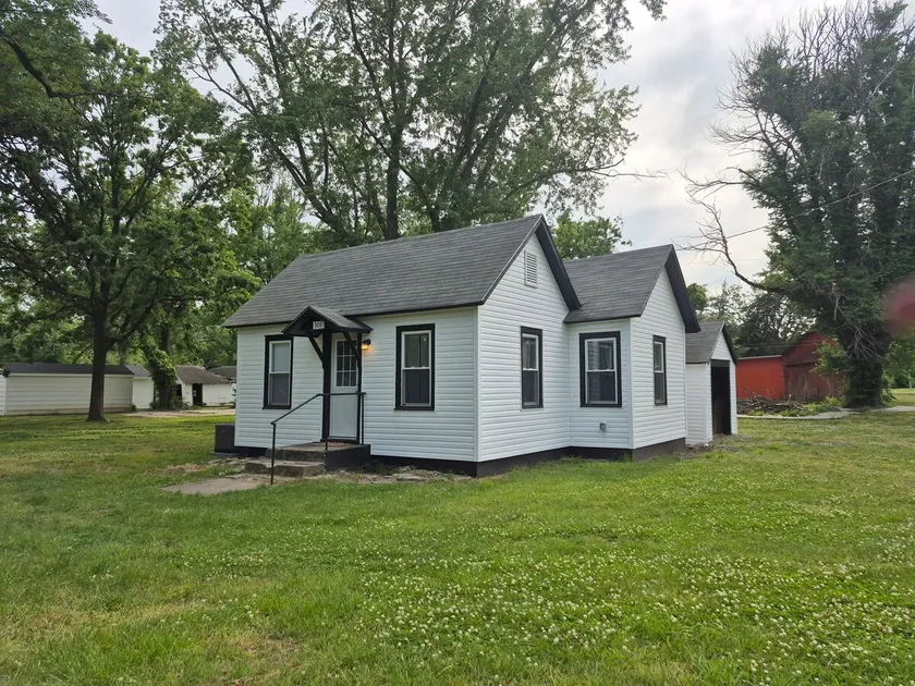 Valley Street Cottage - Image 1