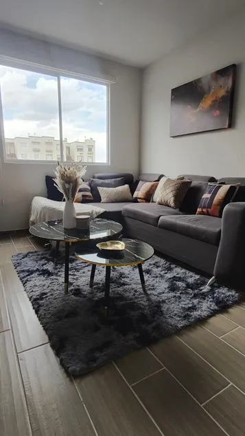 Comfortable apartment with parking near AIFA - Image 1